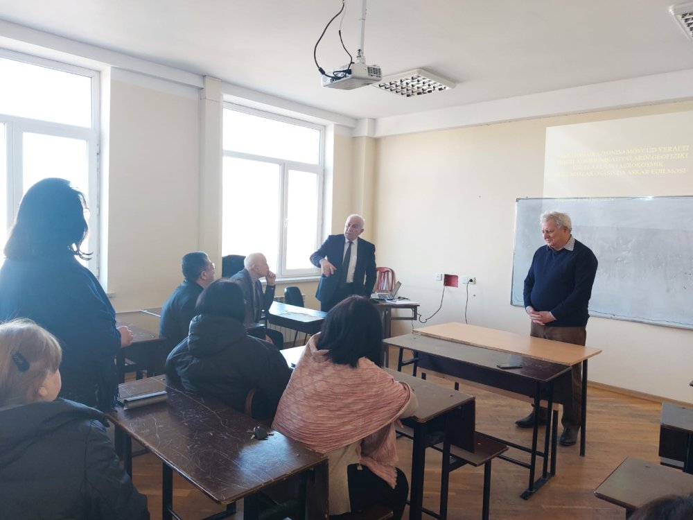 15.02.2023-cu il tarixinde AzMIU-nun "Ekologiya" kafedrasinin elmi seminari kecirilmisdir